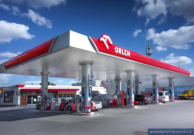 Ceny paliw w Polsce – wysokie, chociaż niskie