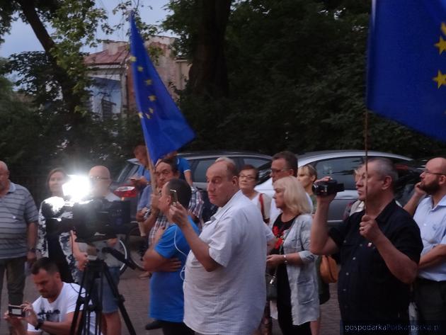 Manifestacja pod sądem Okręgowym w Rzeszowie – 23 lipca 2013