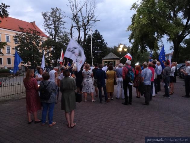 Manifestacja pod sądem Okręgowym w Rzeszowie – 23 lipca 2013