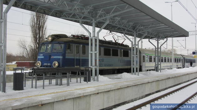 Nowy peron na stacji Stalowa Wola Rozwadów już gotowy