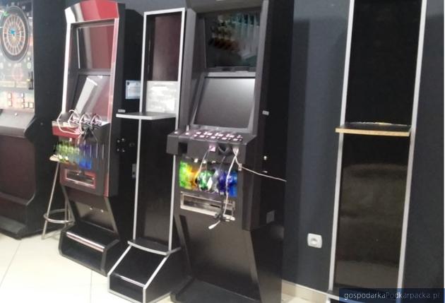 Nielegalne automaty do gier, Tym razem w Ropczycach