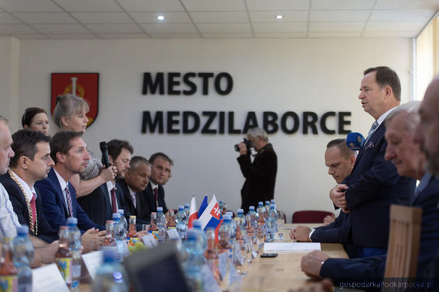 Spotkanie w Urzędzie Miasta Medzilaborce. Fot. Michal Mielniczuk
