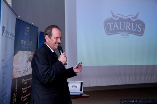 Członekiem klastra jest m.in. Taurus. Na zdj. Fryderyk Kapinos, dyrektor marketingu firmy. Fot. Archiwum