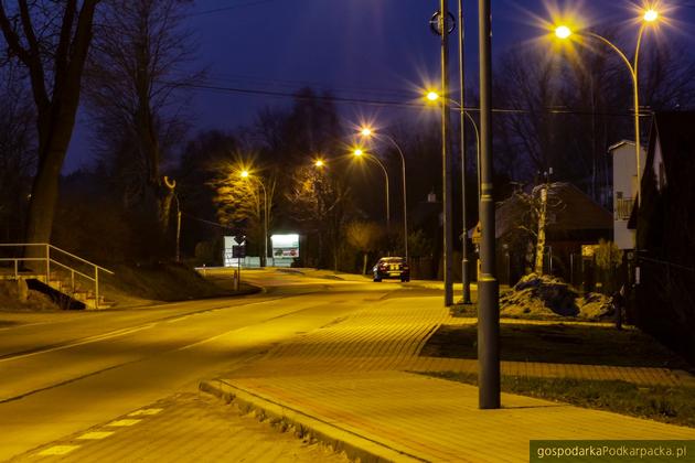 Oszczędne lampy uliczne w Albigowej i Wysokiej 
