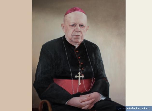 „Pamięć i Tożsamość Podkarpacia” - debata historyczna o arcybiskupie Ignacym Tokarczuku