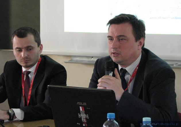 Z prawej Dawid Lasek, wiceprezes Euroregionu Karpackiego Polska. Fot. Adam Cyło