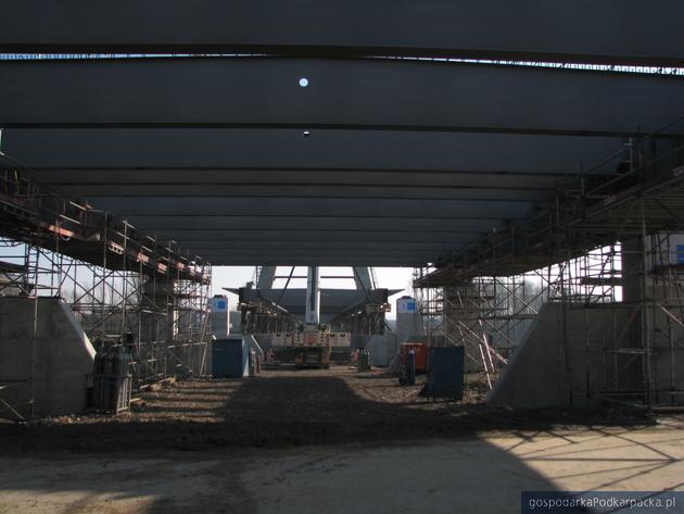 55 milionów - dodatkowe pieniądze na budowę mostu na Załężu